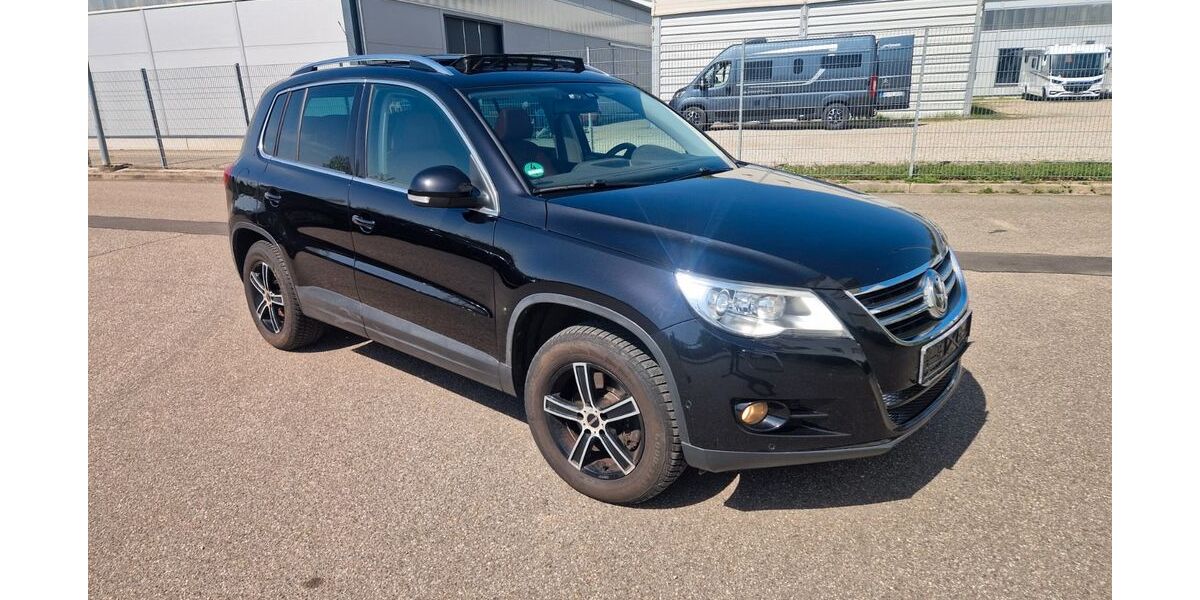 VW Tiguan 265.827 km 5.950 &euro; Freiburg 79108