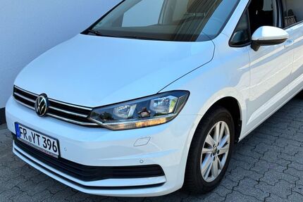 VW Touran 56.449 km 28.750 € Freiburg im Breisgau 79111