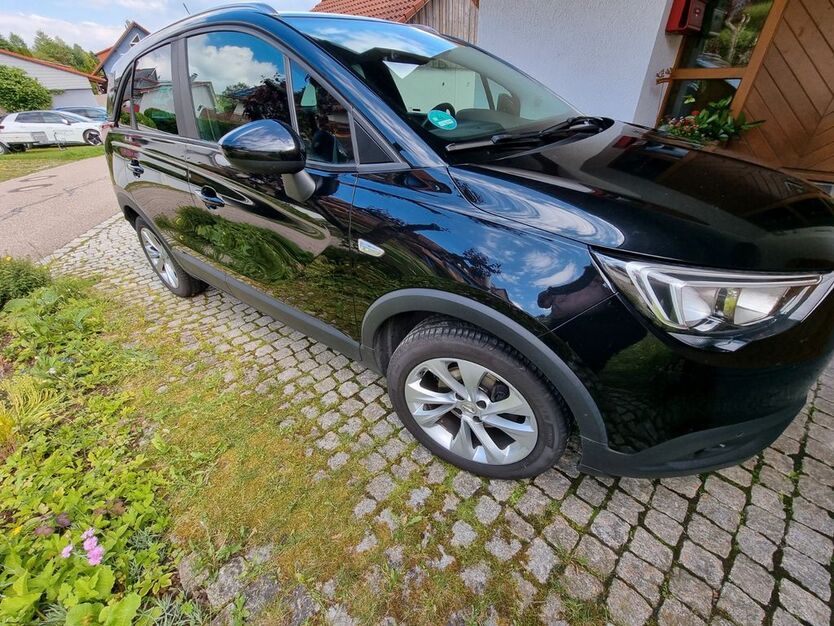 Opel Crossland (X) 115.347 km 8.000 € Furtwangen 78120