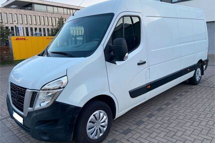 Nissan NV400