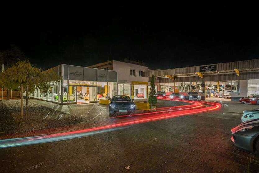 Bentley Mulsanne 16.700 km 144.900 € Freiburg 79111