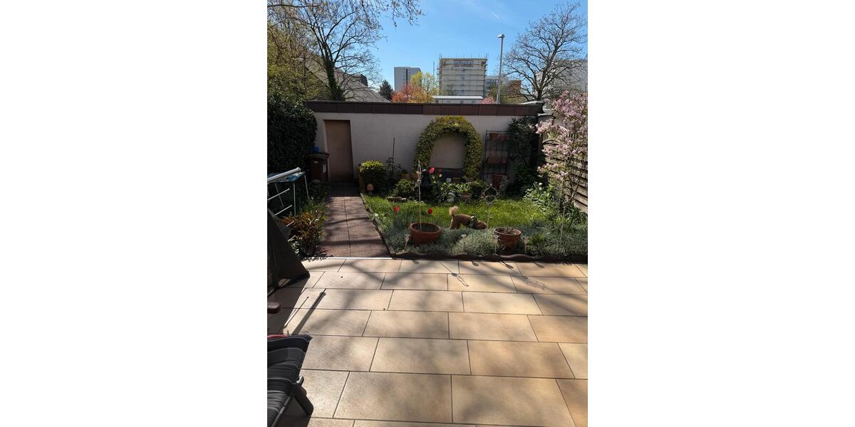 Erdgeschoßwohnung Freiburg im Breisgau - 2 Zimmer, 70 m&sup2;, 395.000&euro; | Angebot:26012985