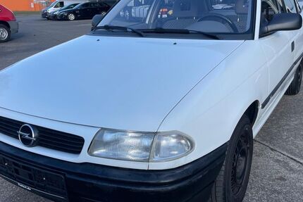 Opel Astra 78.579 km 2.299 € Herbolzheim 79336