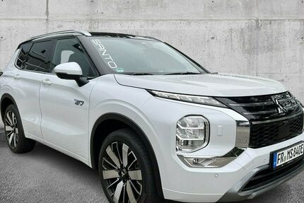 Mitsubishi Outlander 4.900 km 48.980 € Freiburg 79098