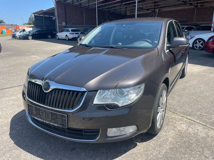 Skoda Superb 277.500 km 3.999 € Herbolzheim 79336