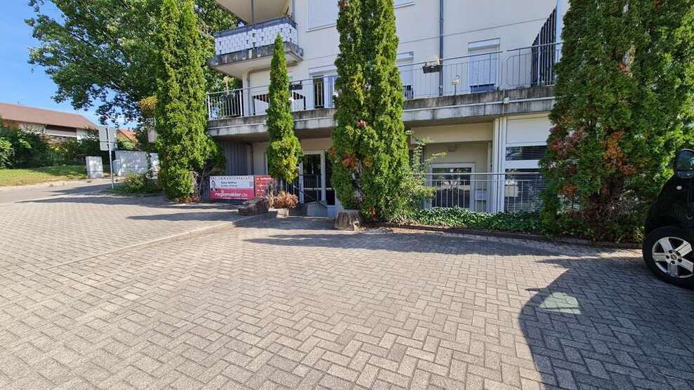 Einzelhandel in Sölden 349.000 € 245 m²