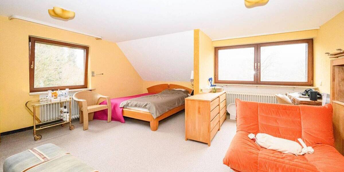 Etagenwohnung Freiburg Herdern - 6 Zimmer, 300 m&sup2;, 2.300.000&euro; | Angebot:25997752
