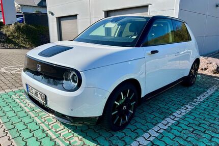 Honda e