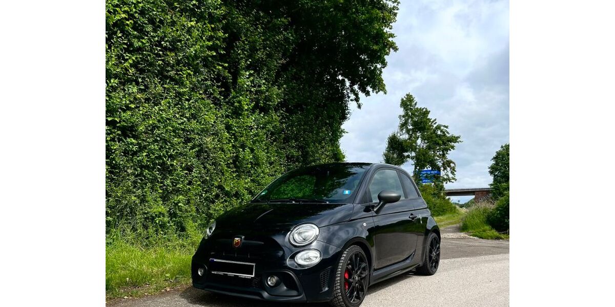 Abarth 595 Competizione 100.000 km 16.500 &euro; Freiburg 79108