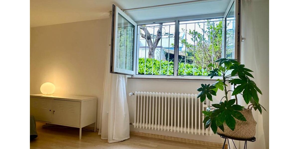 Etagenwohnung Freiburg im Breisgau Ebnet - 1.5 Zimmer, 28 m&sup2;, 690&euro; | Angebot:26044411