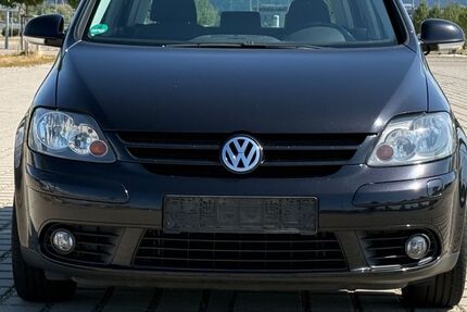 VW Golf 298.000 km 2.650 &euro; Freiburg 79108
