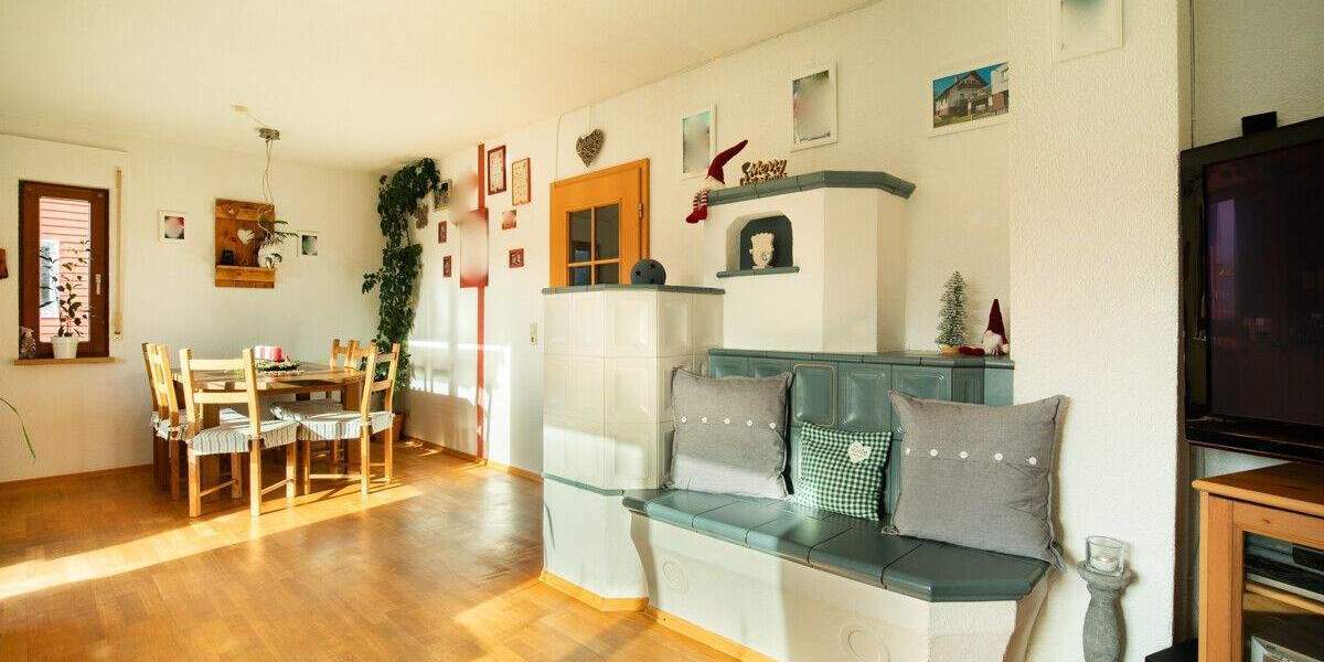 Doppelhaushälfte Titisee-Neustadt Neustadt - 6 Zimmer, 166 m&sup2;, 475.000&euro; | Angebot:24268353