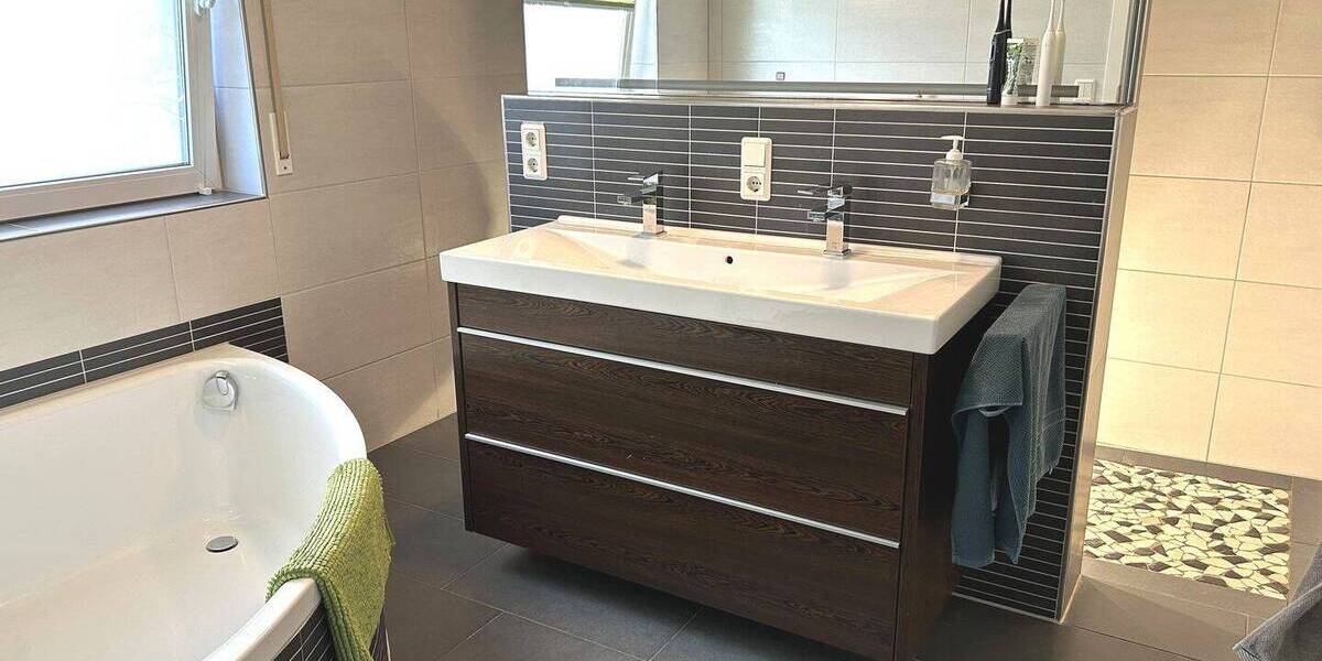 Einfamilienhaus Wittnau - 7 Zimmer, 198 m&sup2;, 1.030.000&euro; | Angebot:21550932