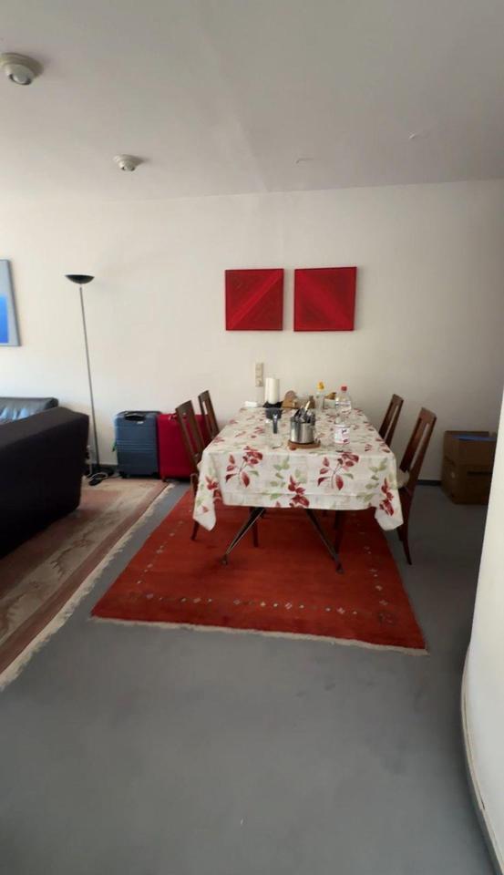 Schöne ZweiZimmerwohnung komplett möbliert, Freiburg St. Georgen