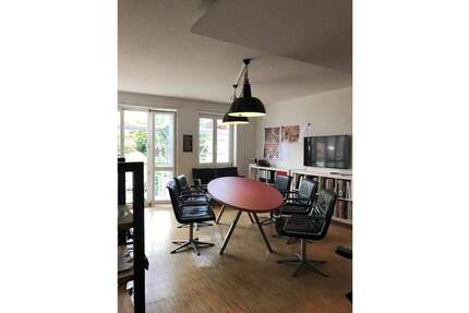 Schöne Arbeitsplätze und Büroräume in einem Innenarchitektenbüro - All-in-Miete zimmer