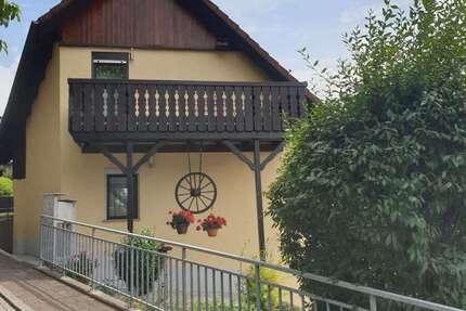 Haus Eschbach - 6 Zimmer, 130 m&sup2;, 310.000&euro; | Angebot:26000978
