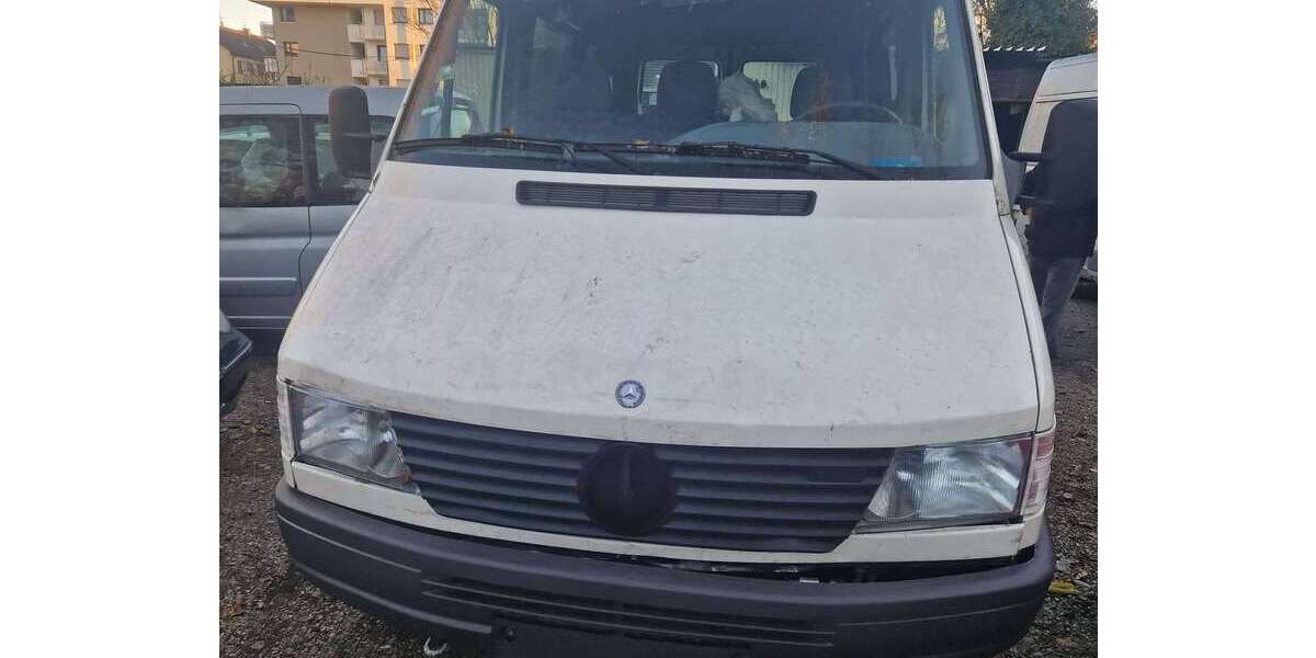 Mercedes-Benz Sprinter 188.325 km 4.499 &euro; Freiburg 79100