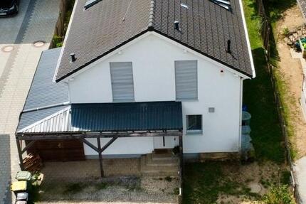 Haus Müllheim - 7 Zimmer, 155 m&sup2;, 690.000&euro; | Angebot:27266028
