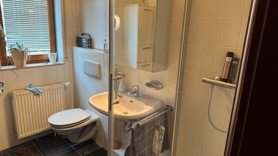 Reihenhaus Freiburg im Breisgau Munzingen - 8 Zimmer, 155 m&sup2;, 848.000&euro; | Angebot:23354923