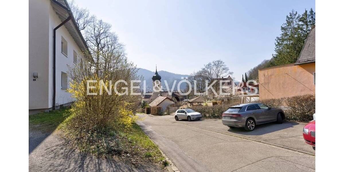 Etagenwohnung Freiburg im Breisgau Ebnet - 2 Zimmer, 56 m&sup2;, 265.000&euro; | Angebot:26094295