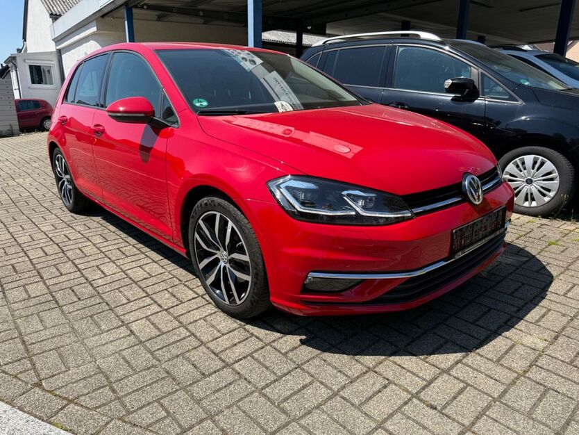 VW Golf 120.000 km 15.600 € Ringsheim 77975