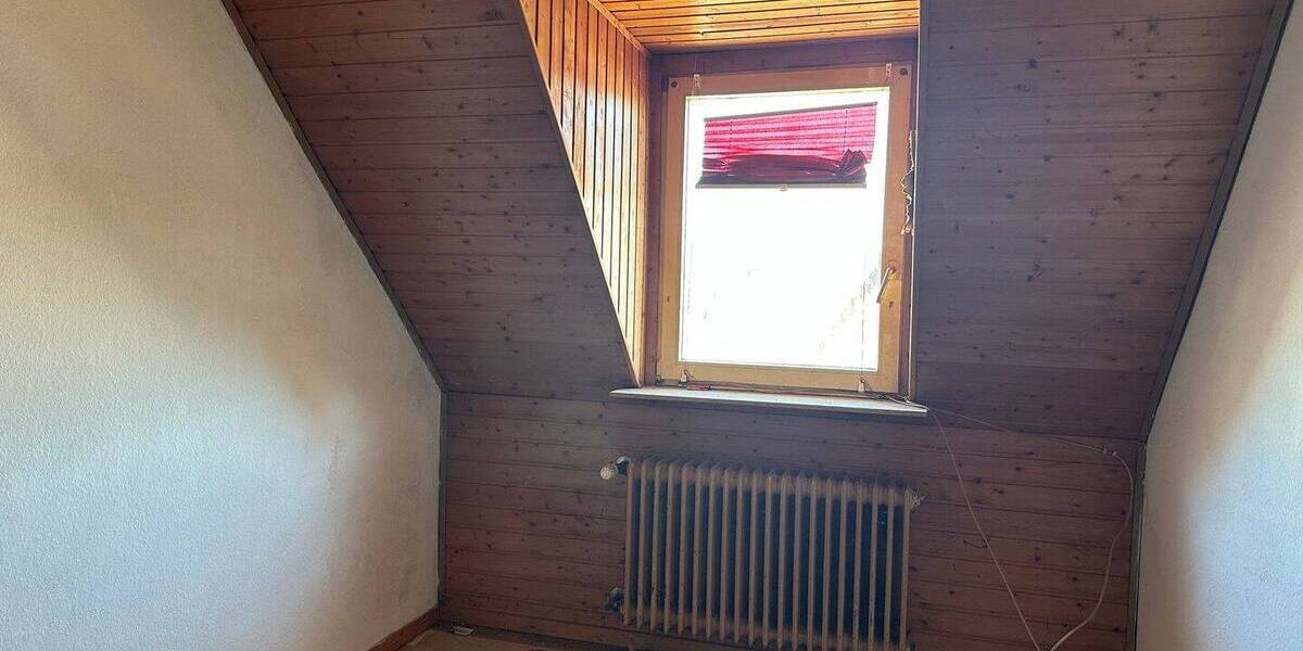 Mehrfamilienhaus, Wohnhaus Endingen - 9 Zimmer, 208 m&sup2;, 449.000&euro; | Angebot:26916485