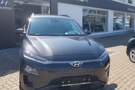 Hyundai KONA 22.050 km 22.990 € Emmendingen-Kollmarsreute 79312