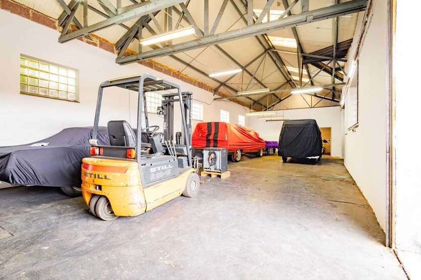 Halle in Emmendingen 890 € 126 m²