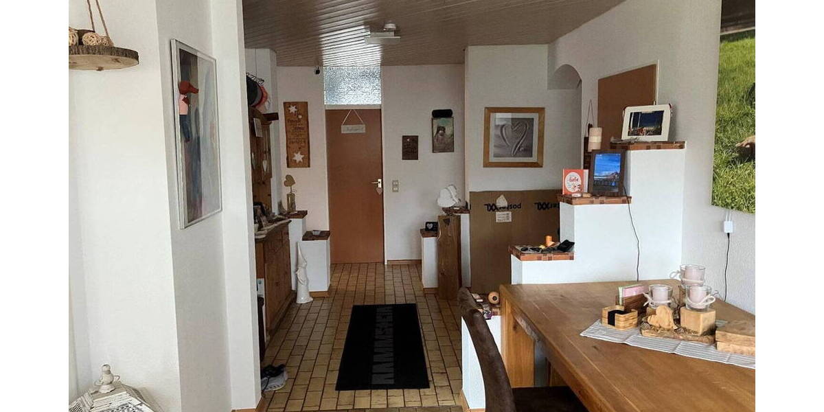 Etagenwohnung Wyhl am Kaiserstuhl - 5 Zimmer, 144 m&sup2;, 420.000&euro; | Angebot:26041236