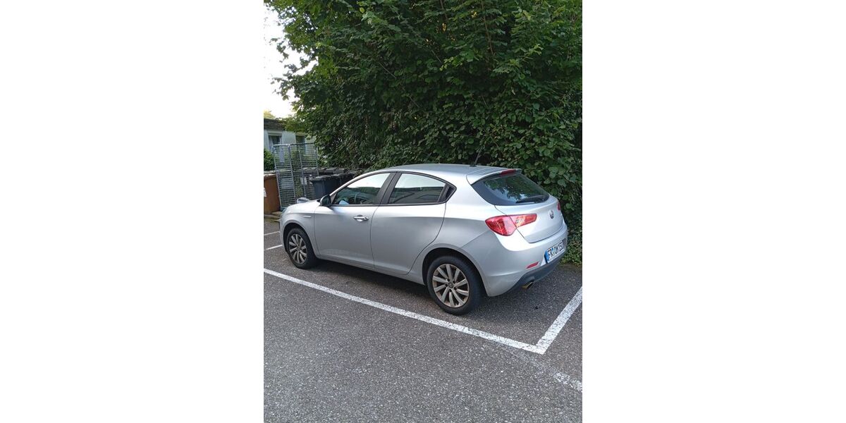 Alfa Romeo Giulietta 39.000 km 12.800 &euro; Freiburg 79117