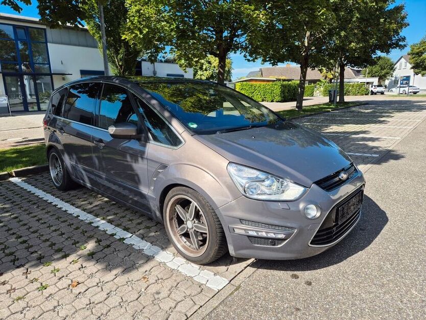 S-Max