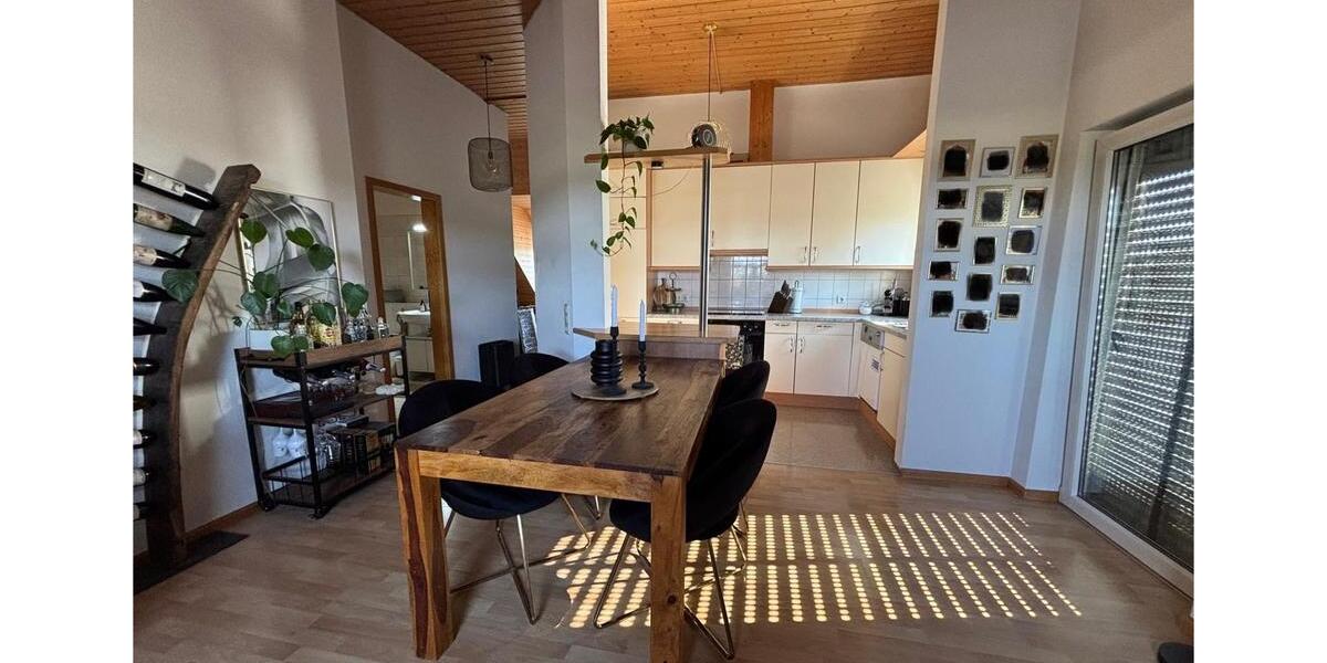 Etagenwohnung Neuenburg am Rhein - 3 Zimmer, 75 m&sup2;, 1.160&euro; | Angebot:25408349
