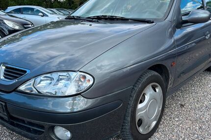 Renault Megane 148.000 km 1.950 € Freiburg 79108