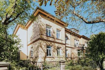 Haus Freiburg Oberau - 10 Zimmer, 363 m&sup2;, 2.700.000&euro; | Angebot:23228446