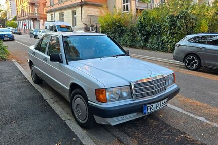 Mercedes-Benz 190 165.900 km 6.999 &euro; Freiburg 79100