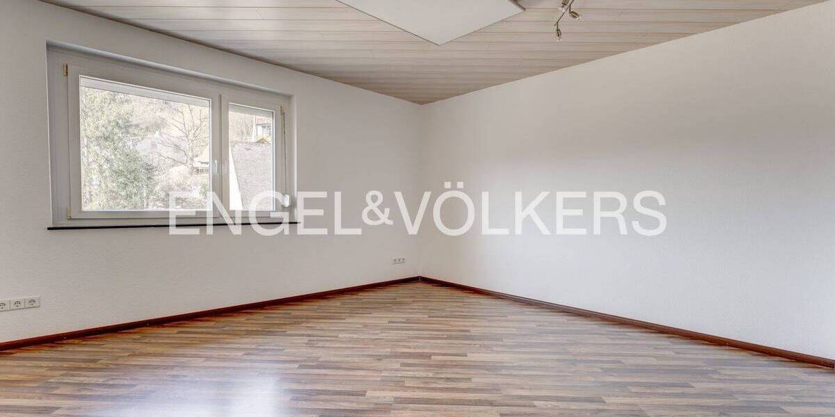 Etagenwohnung Freiburg im Breisgau Ebnet - 2 Zimmer, 56 m&sup2;, 265.000&euro; | Angebot:26094295
