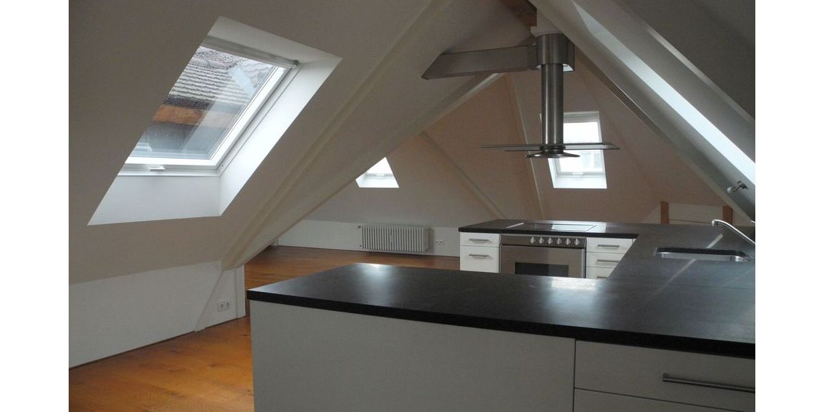Freiburgs schönste Attikawohnung im denkmalgeschützten Jugendstil-Altbau im Stühlinger - Einfamilienhaus Freiburg Brühl | Angebot:26871406