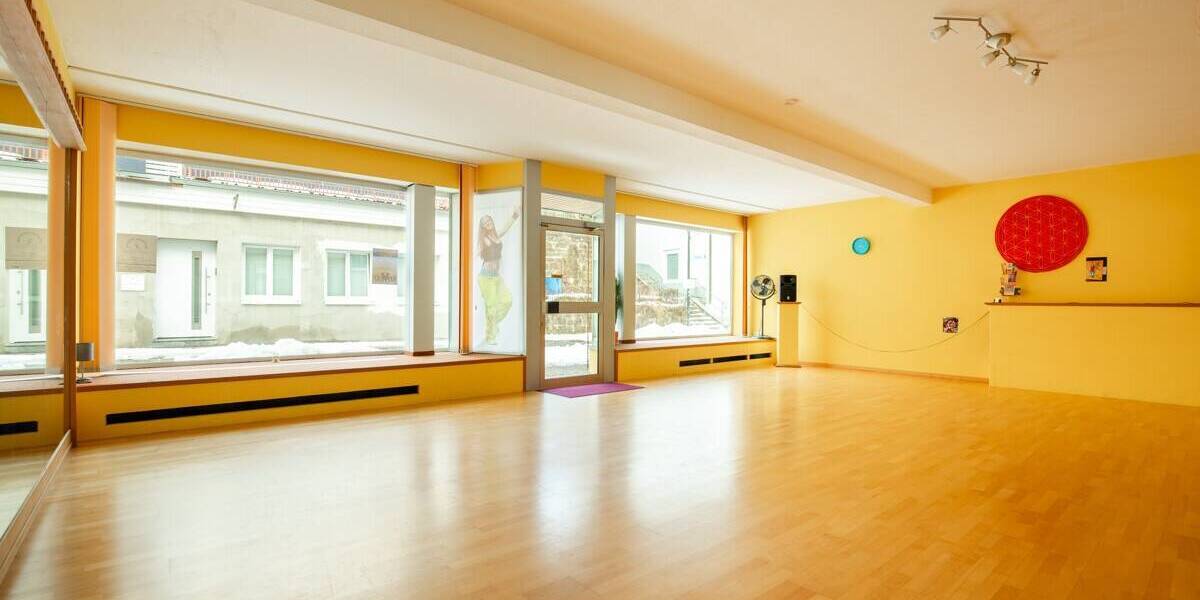 Mehrfamilienhaus, Wohnhaus Titisee-Neustadt Neustadt - 8 Zimmer, 238 m&sup2;, 399.000&euro; | Angebot:26555090
