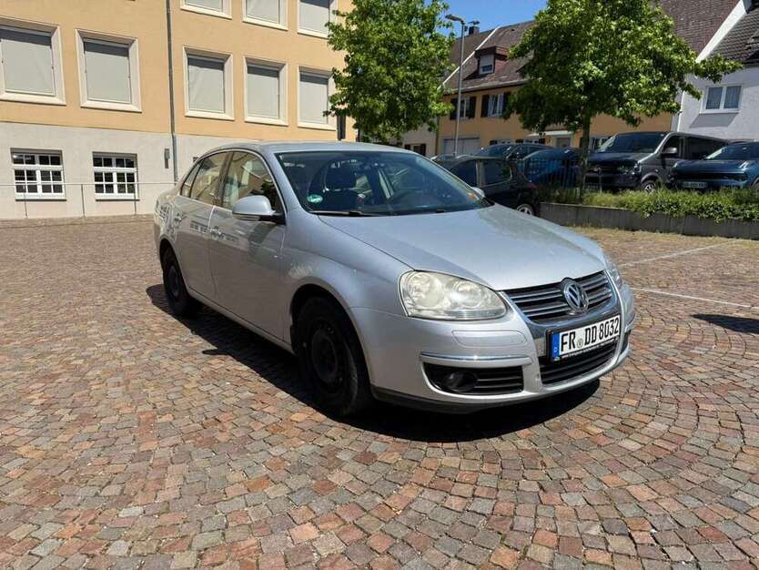 VW Jetta 55.057 km 4.000 € Bad Krozingen 79189