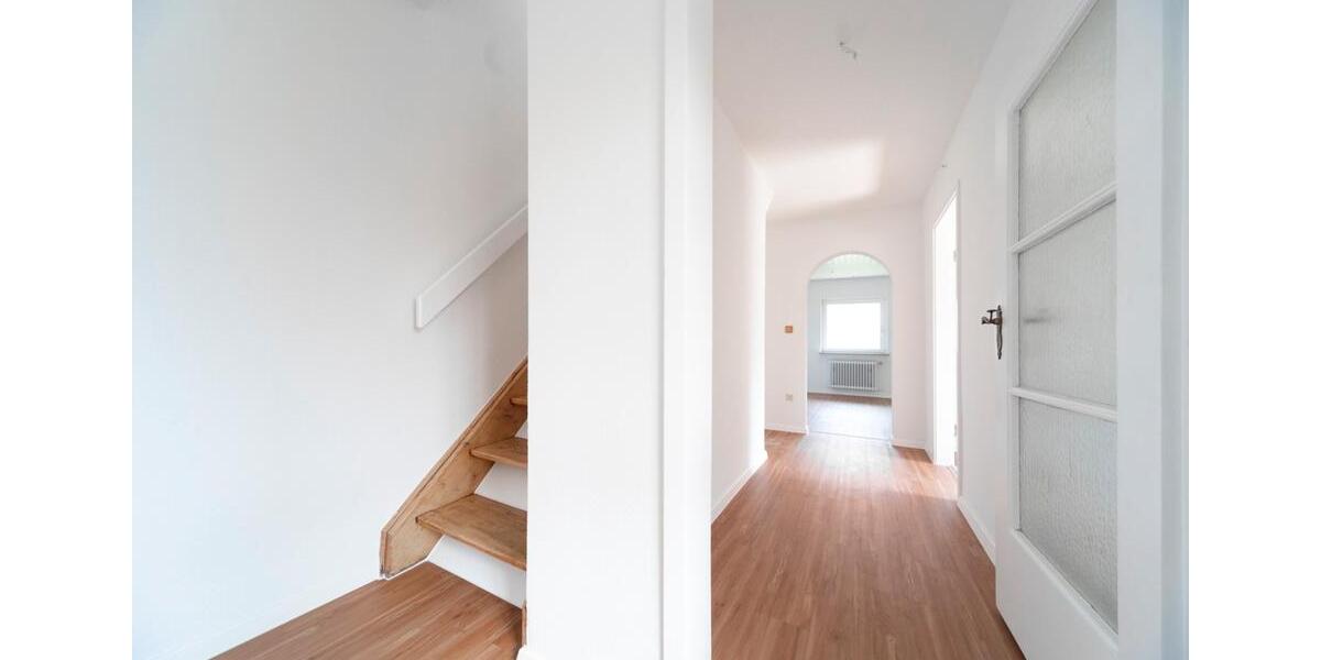 Doppelhaushälfte Freiburg im Breisgau Betzenhausen - 3.5 Zimmer, 100 m&sup2;, 1.650&euro; | Angebot:23915837