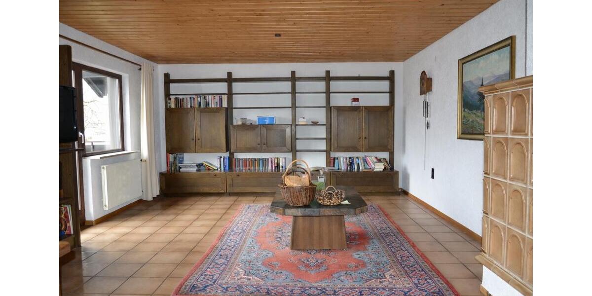 Einfamilienhaus Titisee-Neustadt Neustadt - 5 Zimmer, 160 m&sup2;, 340.000&euro; | Angebot:27076144
