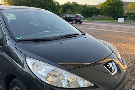 Peugeot 207 174.873 km 3.200 &euro; Endingen 79346