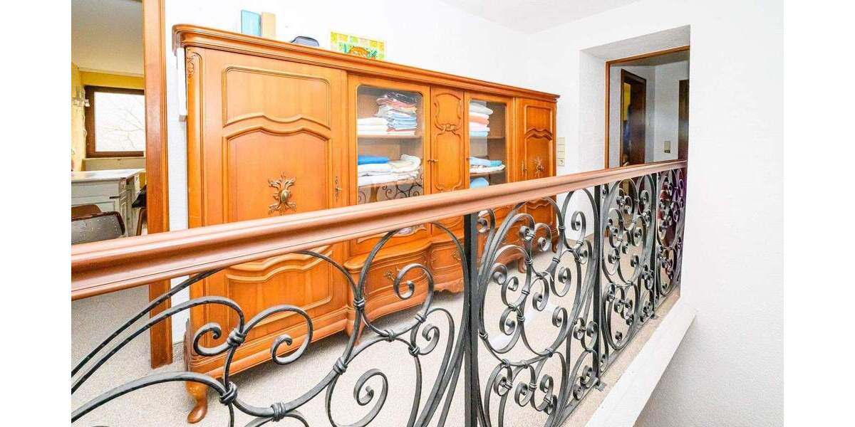 Einfamilienhaus Freiburg Herdern - 6 Zimmer, 300 m&sup2;, 2.300.000&euro; | Angebot:25744205