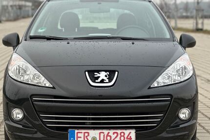 Peugeot 207 112.000 km 3.800 &euro; Freiburg 79108
