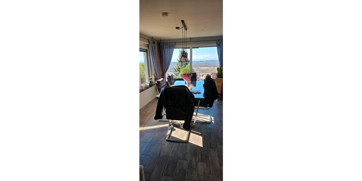 Erdgeschoßwohnung Schallstadt - 4 Zimmer, 105 m&sup2;, 1.000&euro; | Angebot:25308120