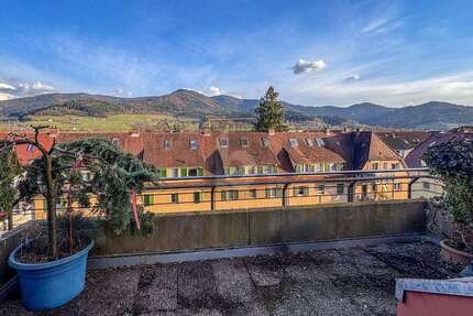 Wohnung Waldkirch - 4 Zimmer, 100 m&sup2;, 1.250&euro; | Angebot:25439548