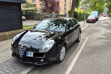 Alfa Romeo Giulietta 195.028 km 5.900 &euro; Freiburg 79104
