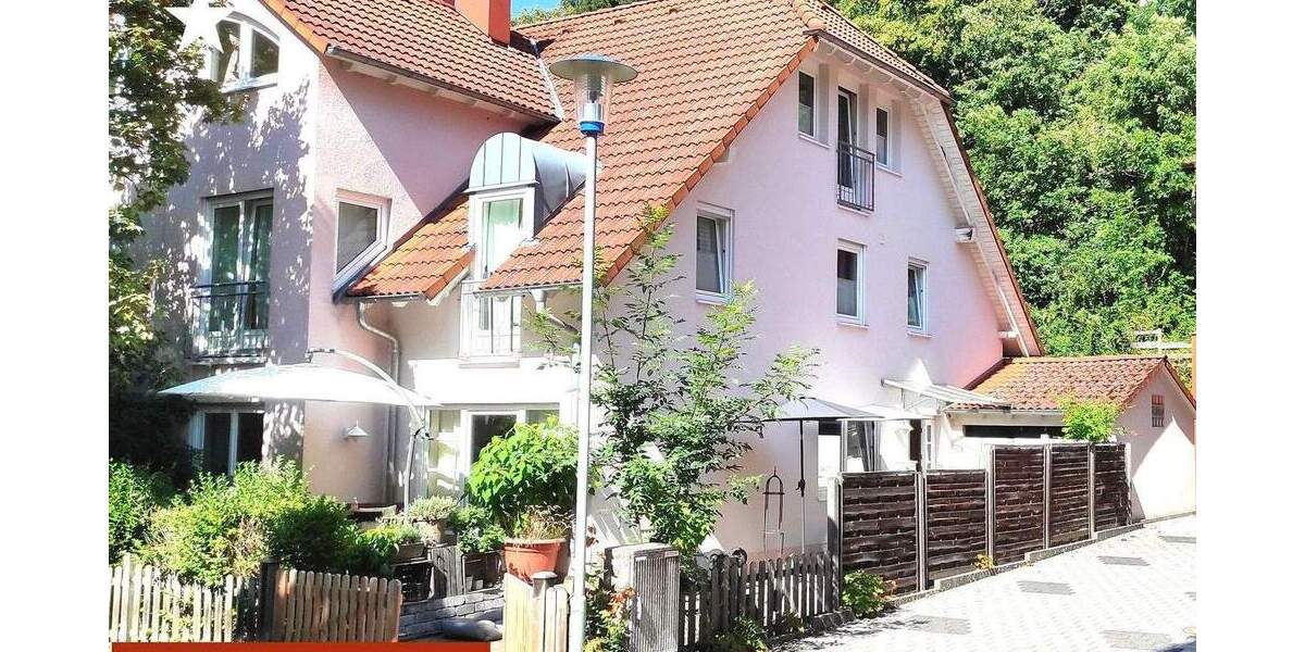 Doppelhaushälfte Staufen im Breisgau Staufen - 5 Zimmer, 153 m&sup2;, 690.000&euro; | Angebot:24823806