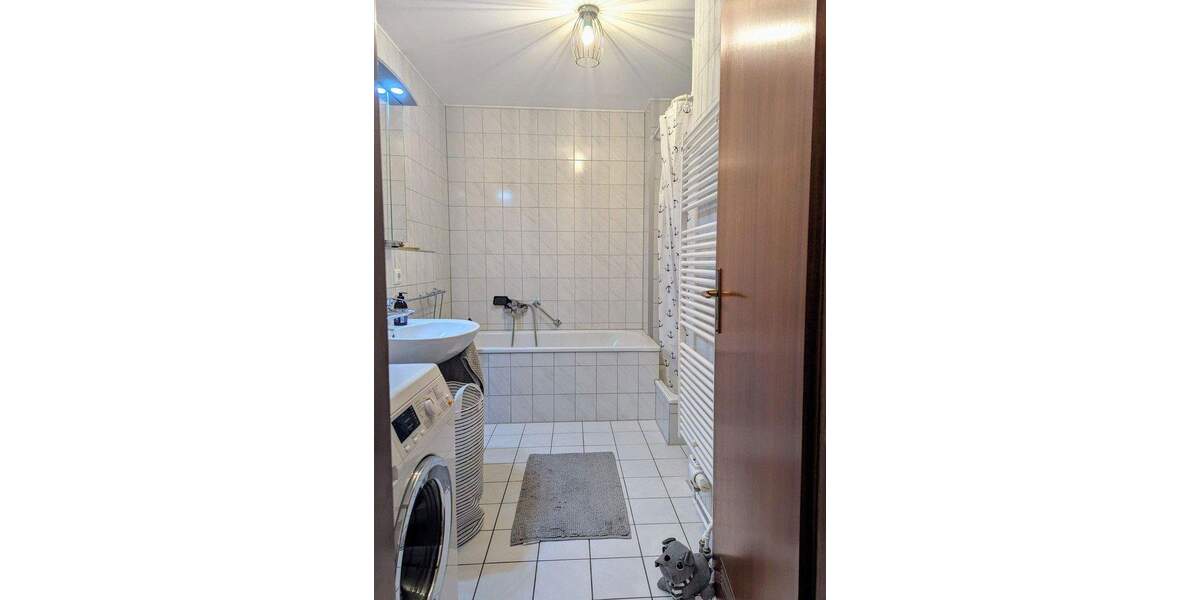 Etagenwohnung Müllheim - 3 Zimmer, 92 m&sup2;, 319.000&euro; | Angebot:25676109