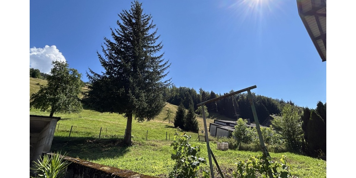 Etagenwohnung Todtnau - 5 Zimmer, 144 m&sup2;, 239.000&euro; | Angebot:20046913